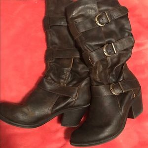 Brown boots